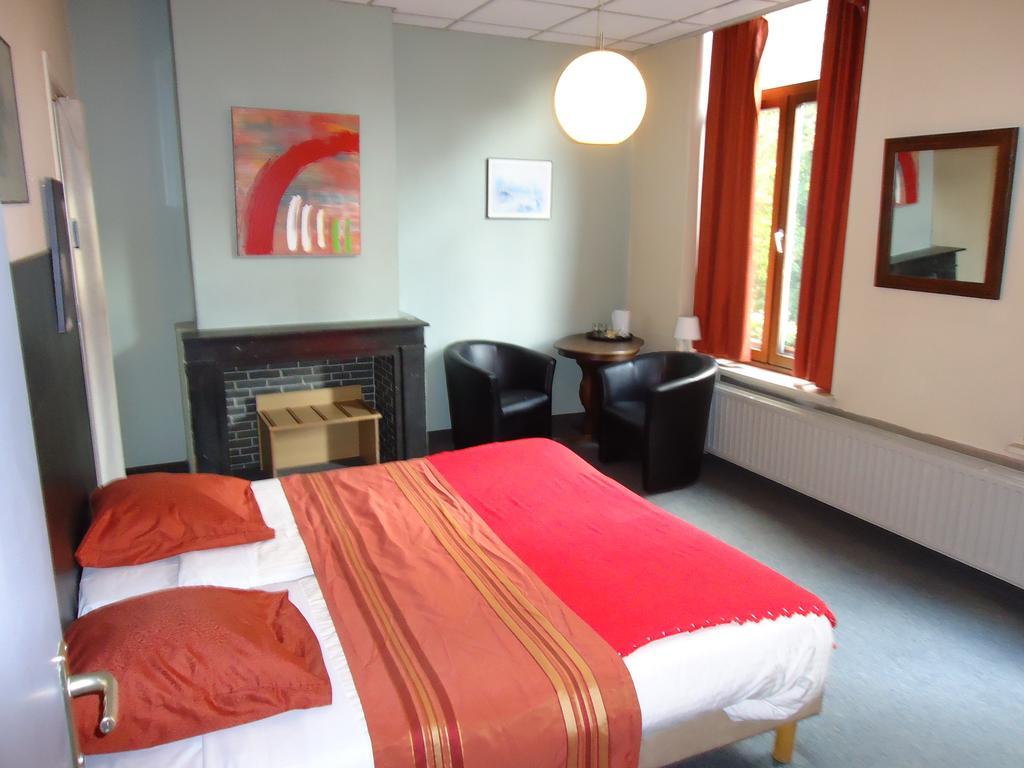 Ensor Hotel 2*