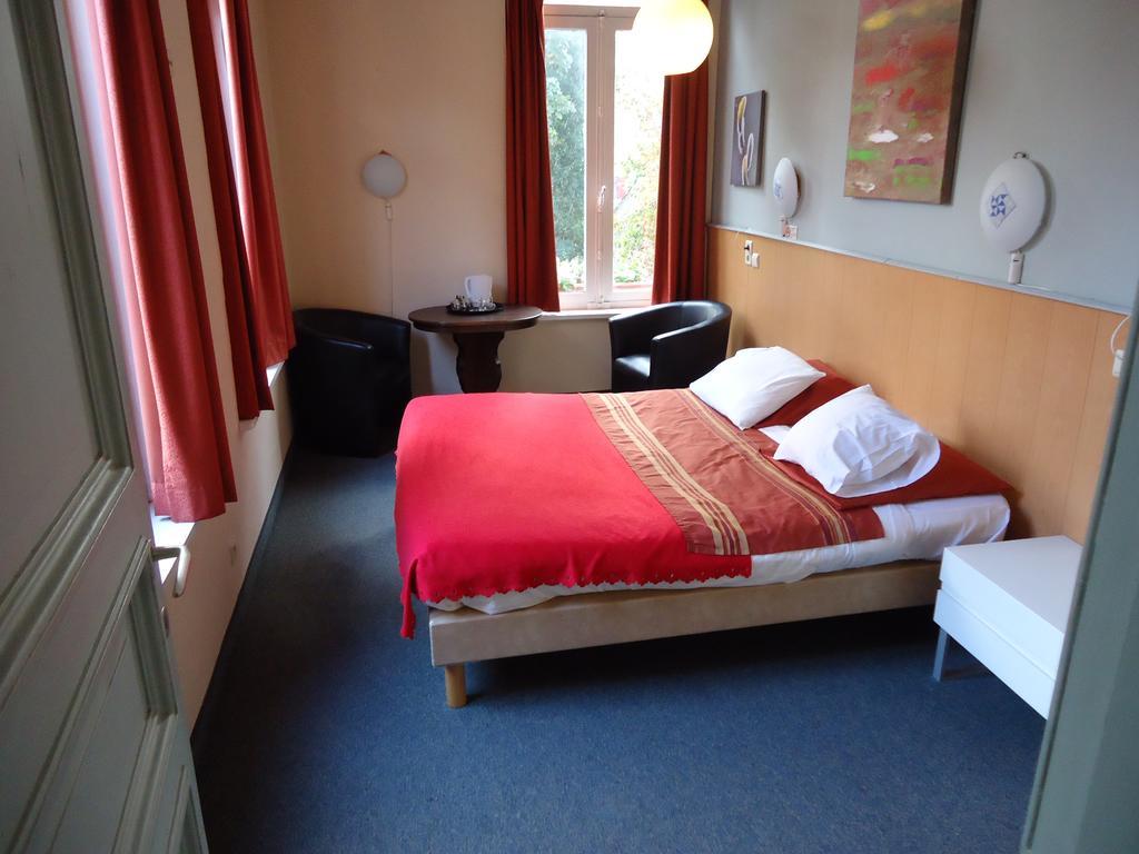 Ensor Hotel 2*