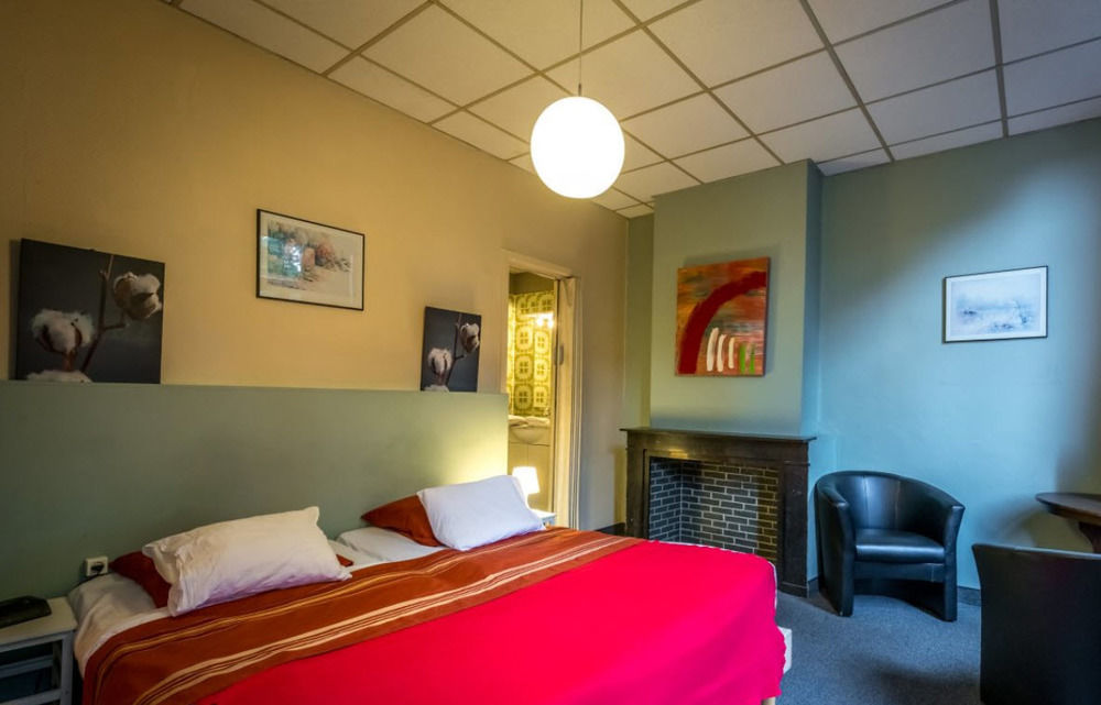 Ensor Hotel 2*